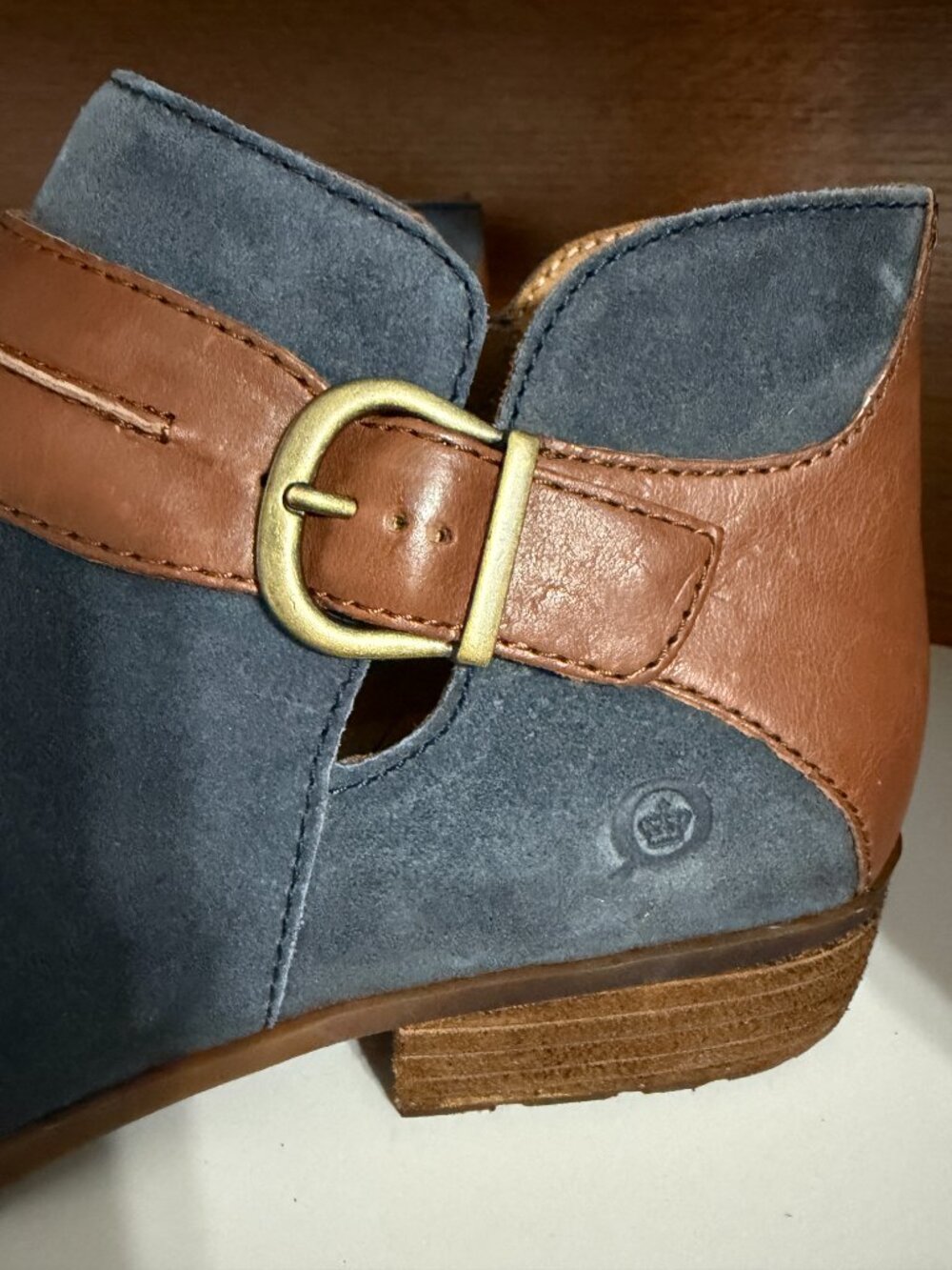Born "Kati" ankle bootie in Dark Blue, size 10 - Picture 12 of 14